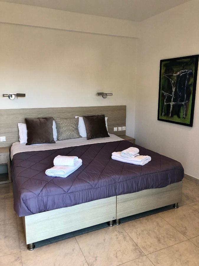 Vanessa House Luxury Apartments Скиатос Экстерьер фото