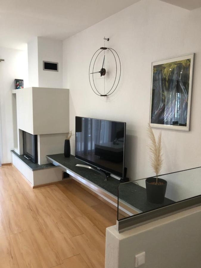 Vanessa House Luxury Apartments Скиатос Экстерьер фото