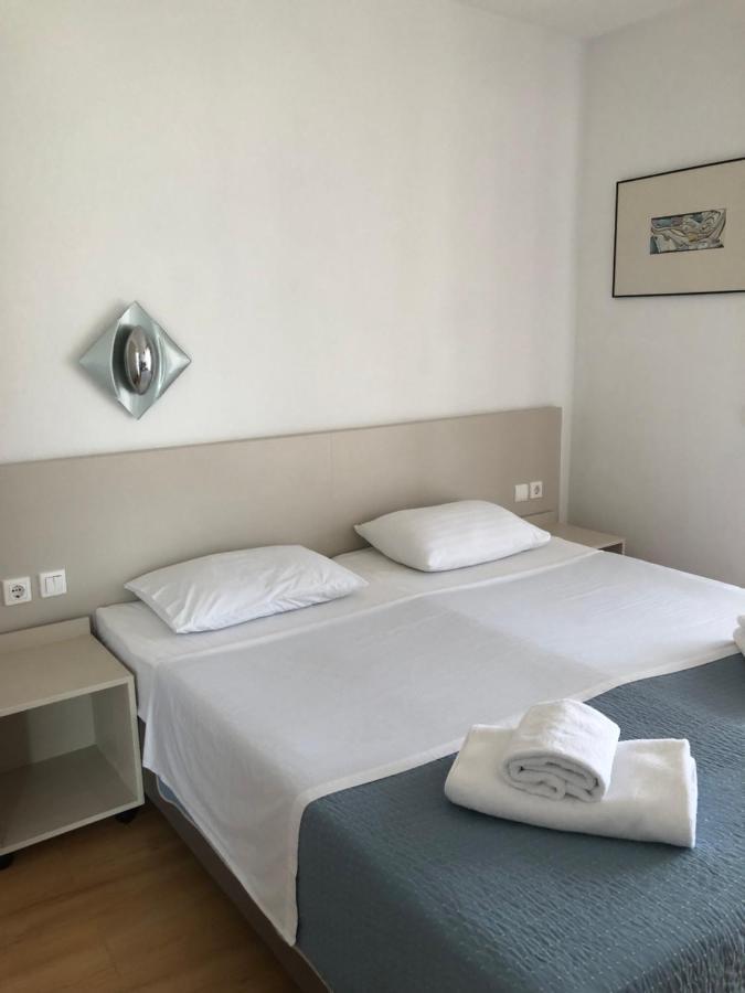 Vanessa House Luxury Apartments Скиатос Экстерьер фото