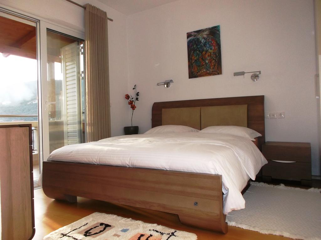 Vanessa House Luxury Apartments Скиатос Экстерьер фото