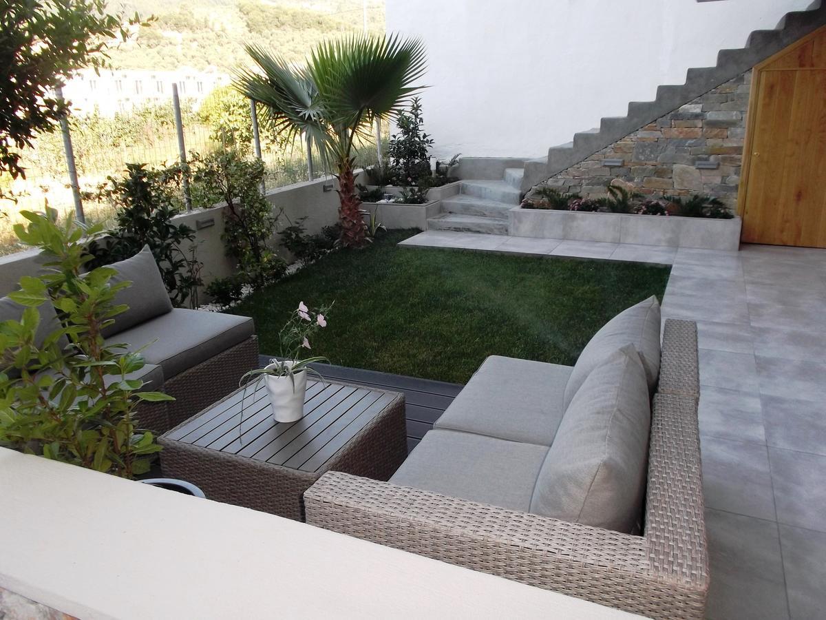 Vanessa House Luxury Apartments Скиатос Экстерьер фото